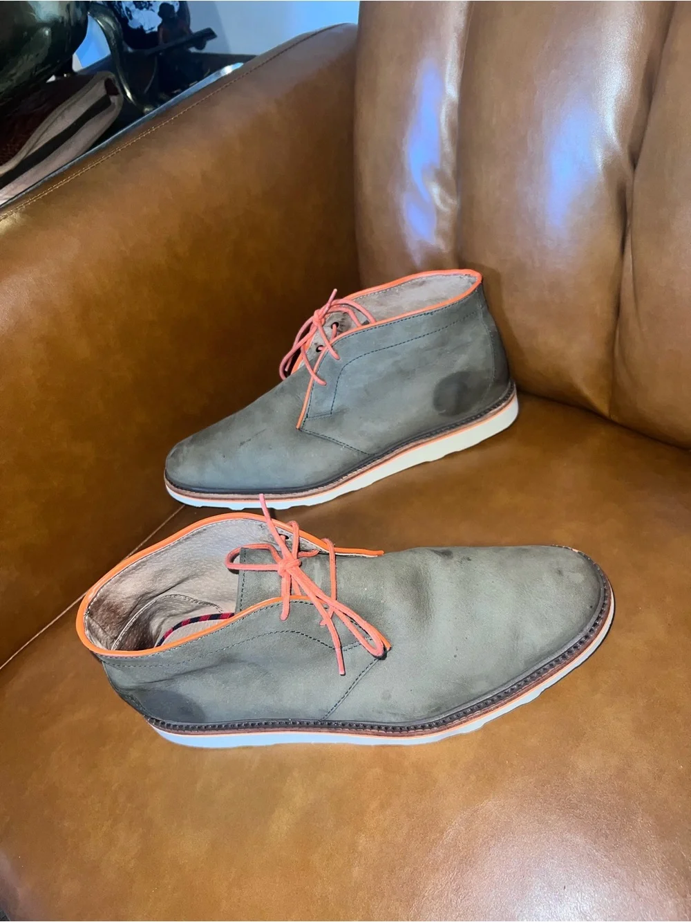 Polo Ralph Lauren Whiston Chukka Boots in an army green/orange trim size 10.5D